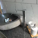 Maison Kalogiannis 招待所 3*